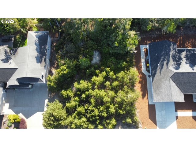 Fawn View Lane Florence, OR 97439 - Photo 3 of 27