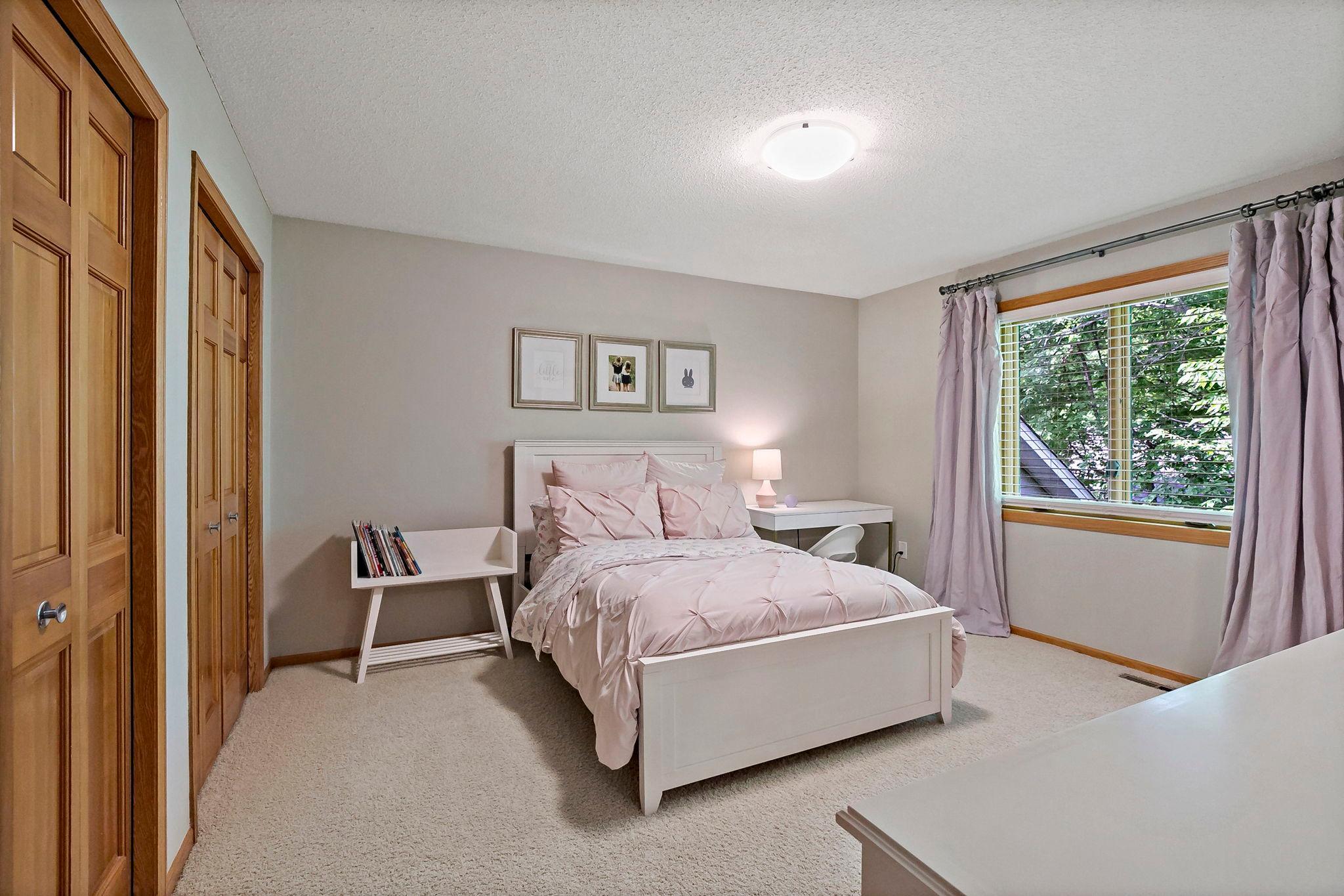 8879 Sylvan Ridge Eden Prairie, MN 55347 - Photo 33 of 49