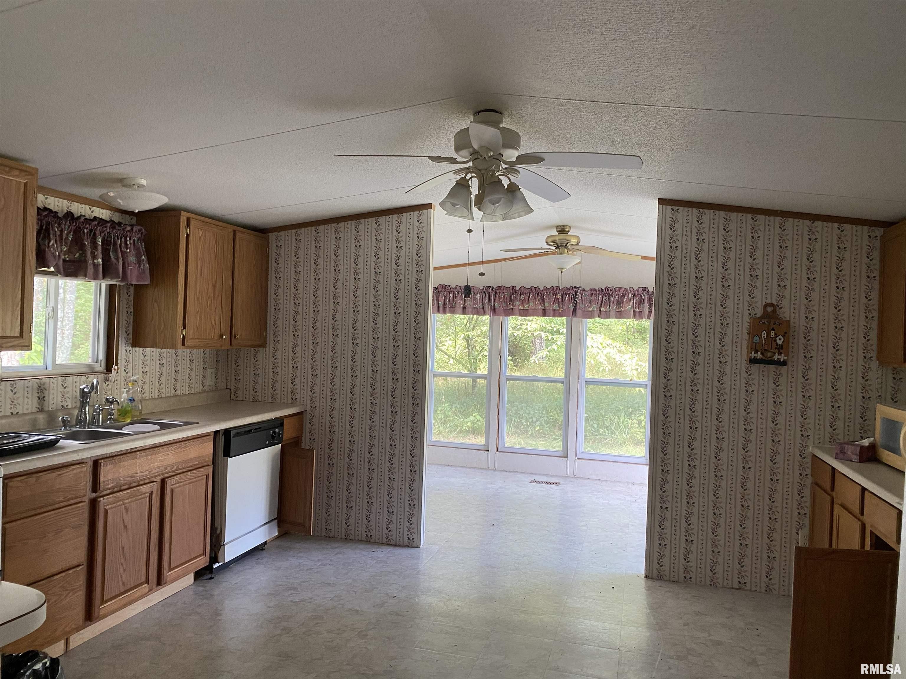 915 Sullivan Road Makanda, IL 62958 - Photo 22 of 27