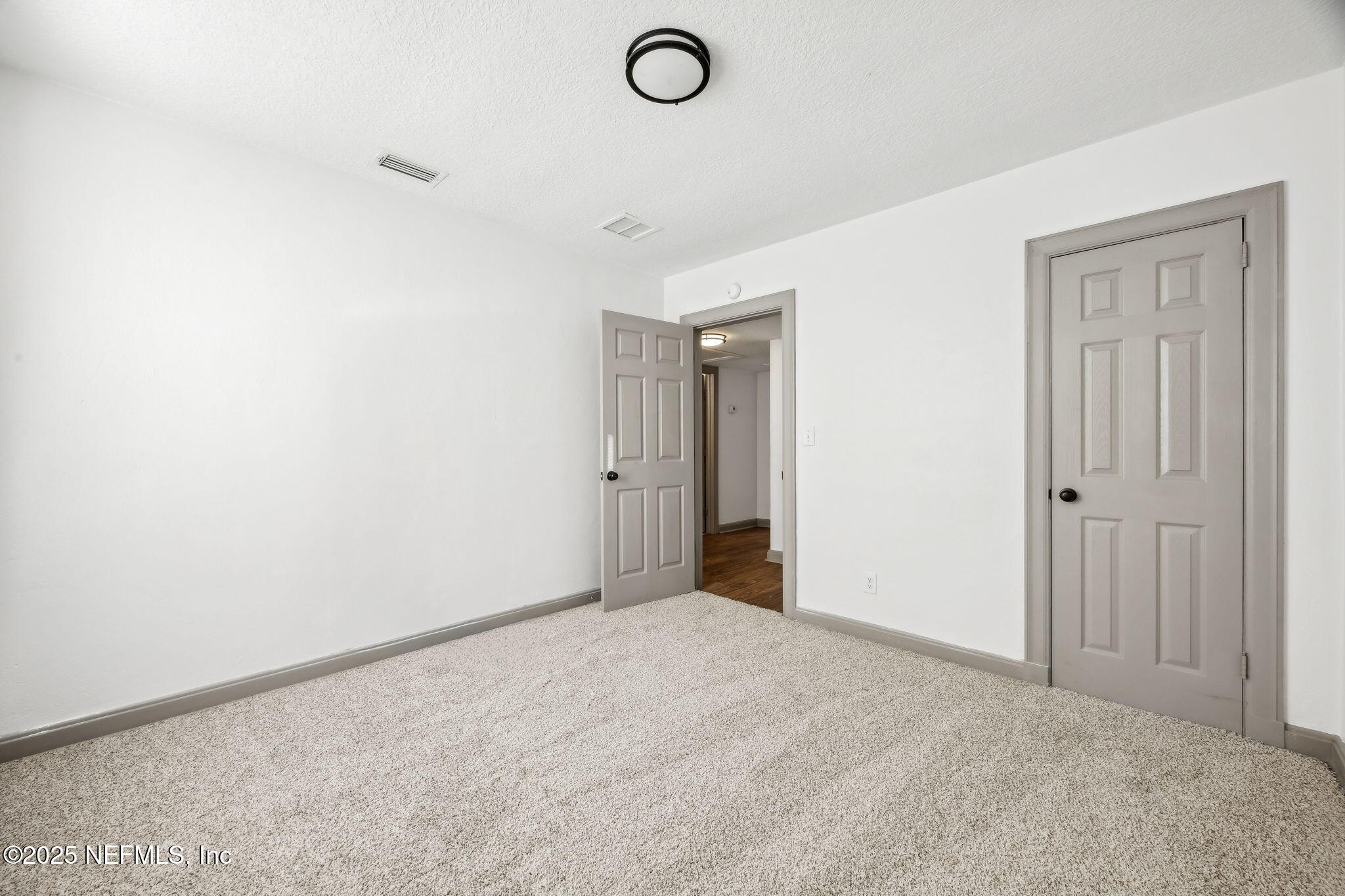 4615 Woolman Avenue Jacksonville, FL 32205 - Photo 28 of 34 a view of an empty room