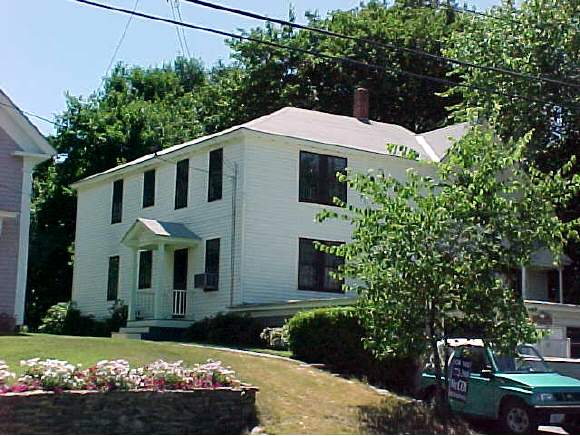 21 Main Street, Unit 2 Raymond, NH 03077 - Photo 1 of 3