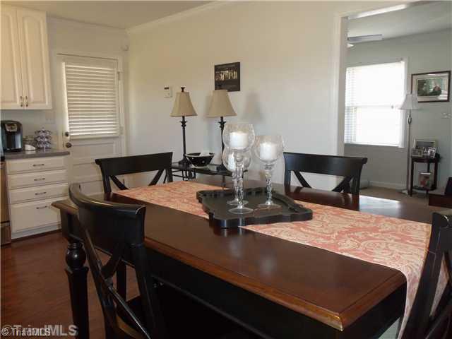 1687 Deadmon Road Mocksville, NC 27028 - Photo 5 of 15 Kitchen.