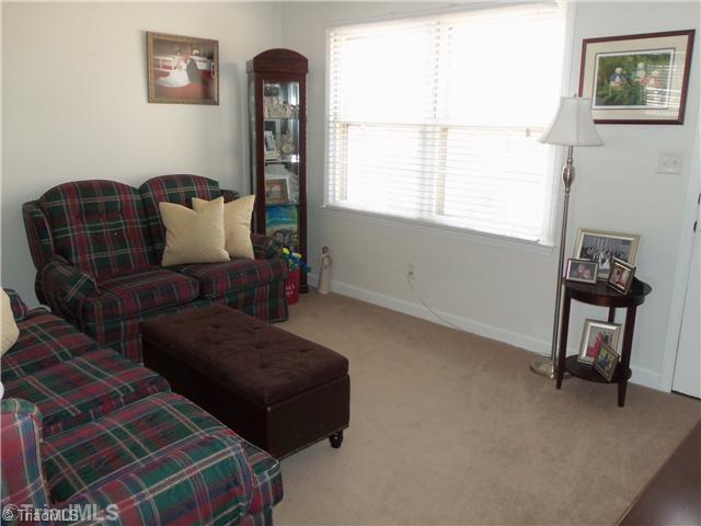 1687 Deadmon Road Mocksville, NC 27028 - Photo 6 of 15 Living Room.