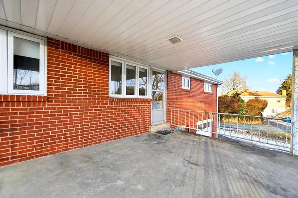 $229,900 | 505 Bloomfield Drive, Greensburg, PA 15601