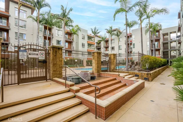 a view of multiple houses with a terrace
