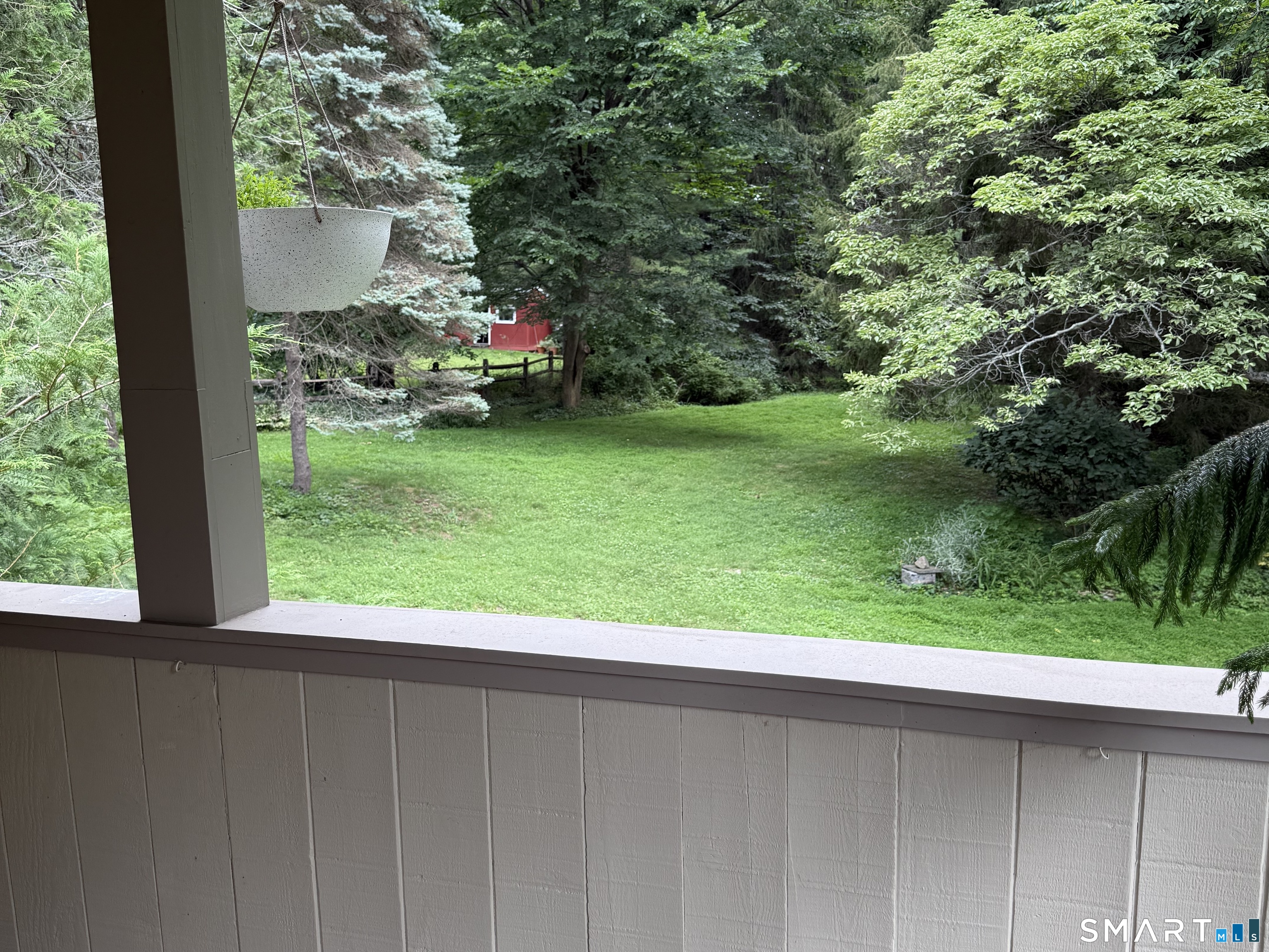 252 West Norwalk Road Norwalk, CT 06850 - Photo 20 of 23 Perfect for entertaining or play!