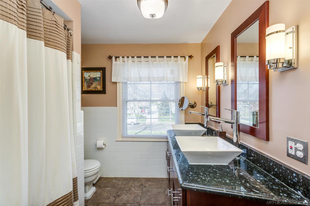 757 Trombley Road Grosse Pointe Park, MI 48230 - Photo 21 of 30