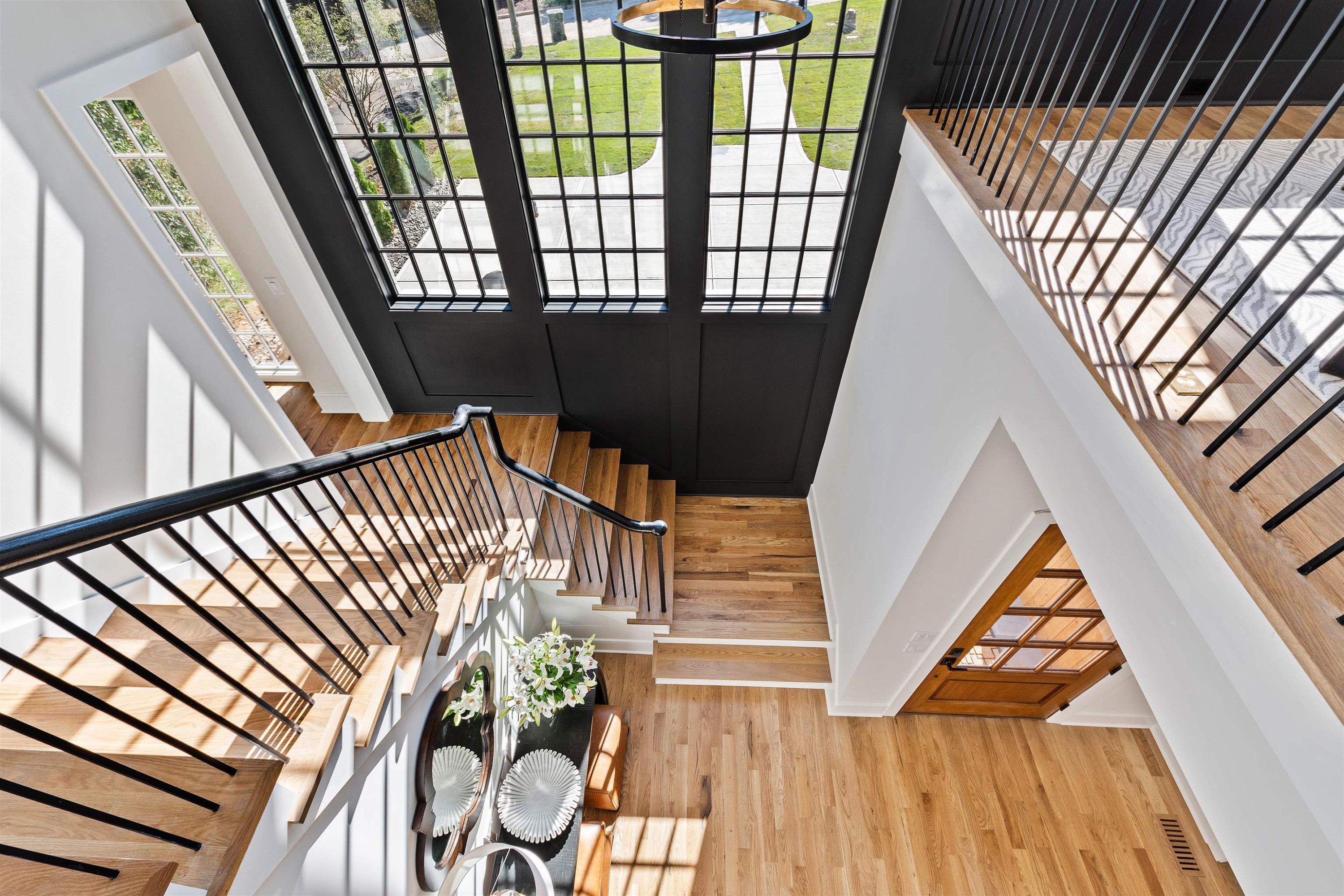 3132 Ashel Street Raleigh, NC 27612 - Photo 11 of 64 Beautiful bank of windows
