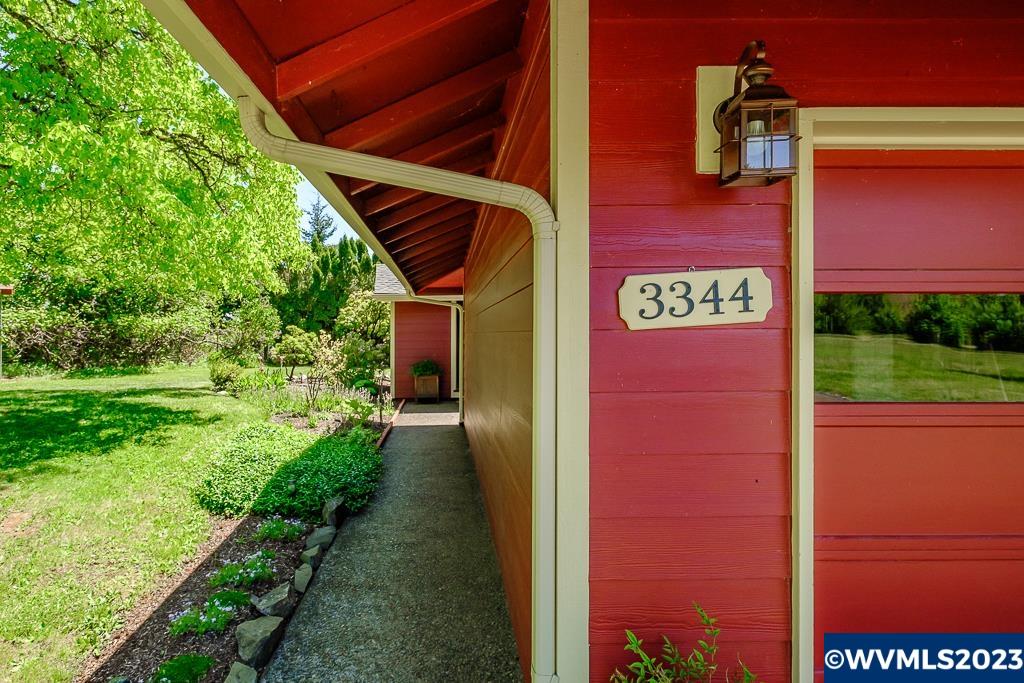 3344 Ridgeway Drive Southeast Turner, OR 97392 - Photo 4 of 42 Gallery Image 4