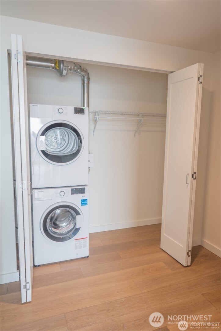 450 South Main Street, Unit 1605 Seattle, WA 98104 - Photo 15 of 23