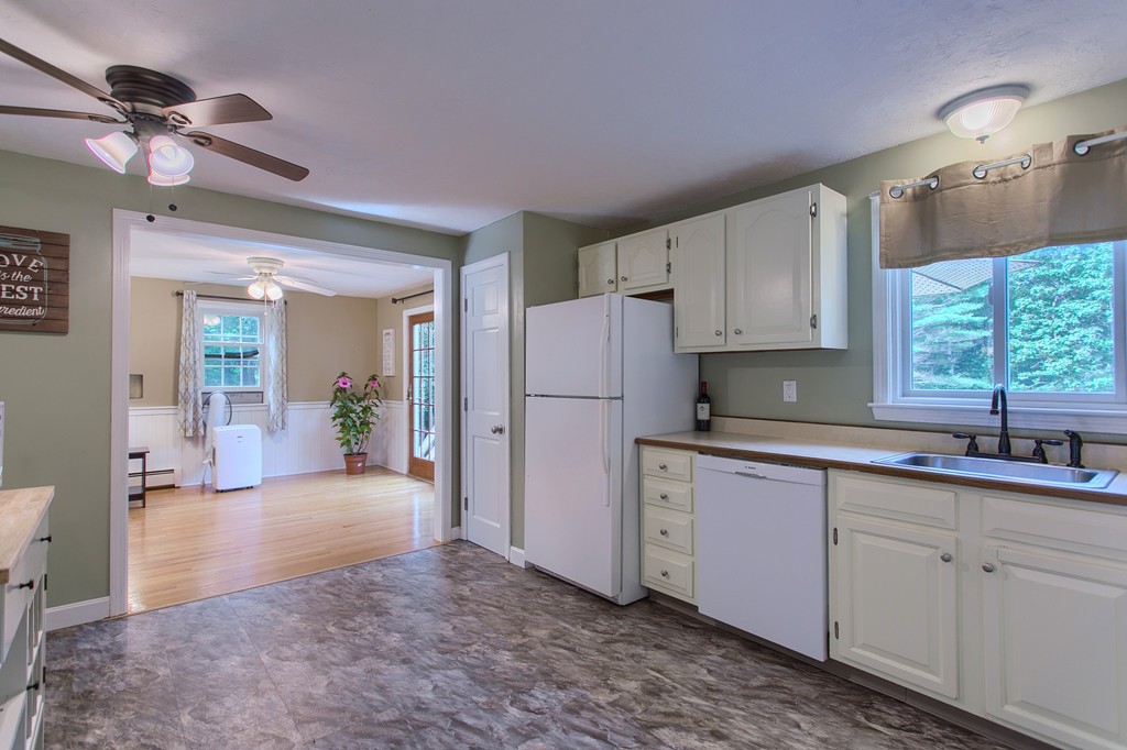 33 Streeter Road Hubbardston, MA 01452 - Photo 11 of 30 Gallery Image 11