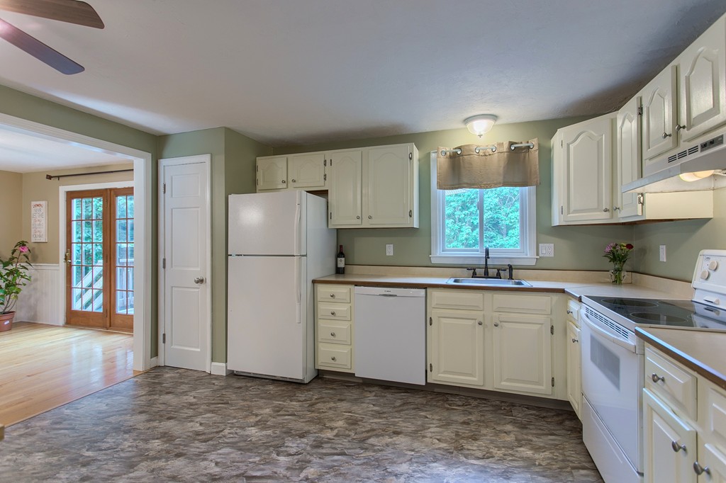 33 Streeter Road Hubbardston, MA 01452 - Photo 9 of 30 Gallery Image 9