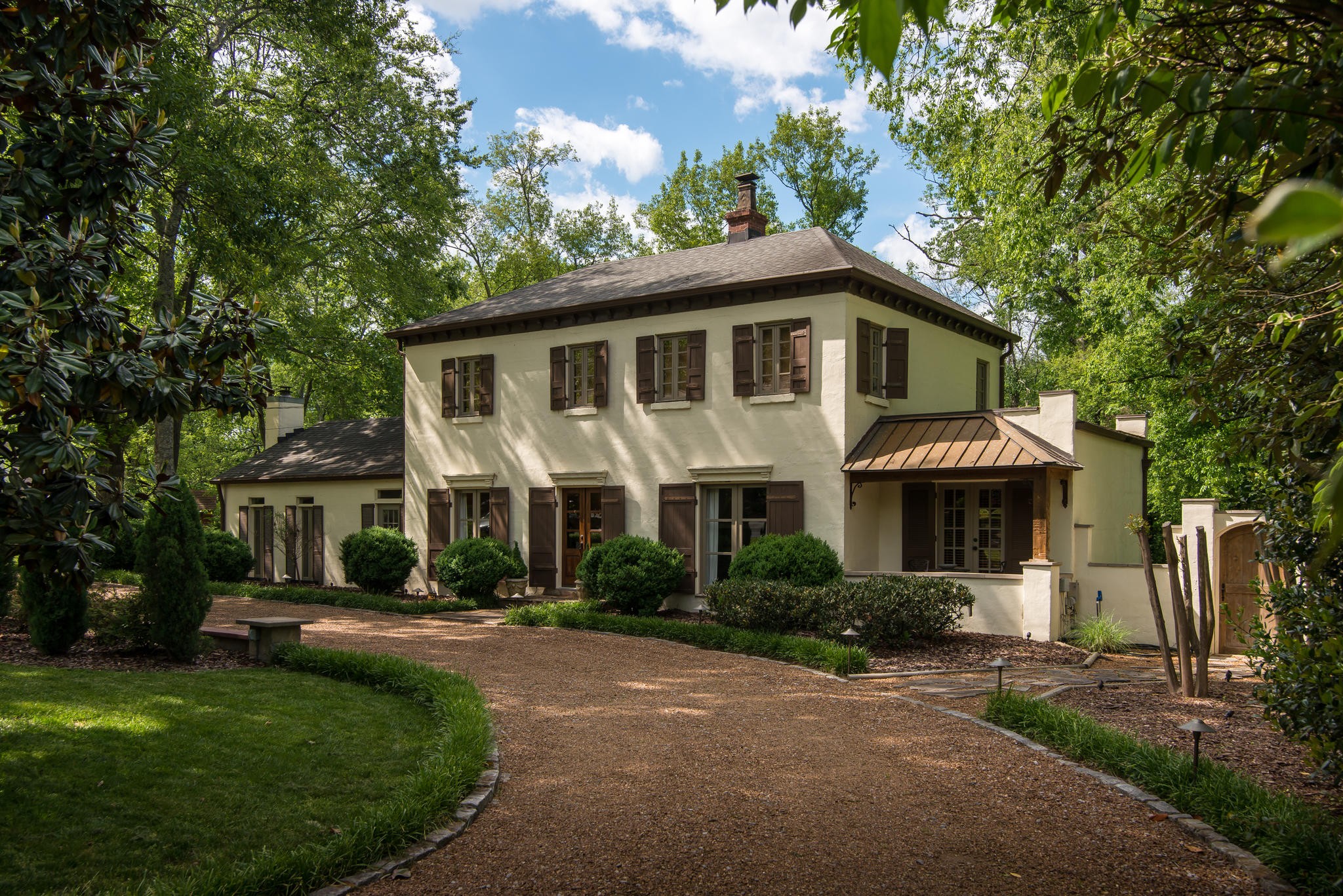 3702 Estes Road Nashville, TN 37215 - Photo 2 of 33 Gallery Image 2