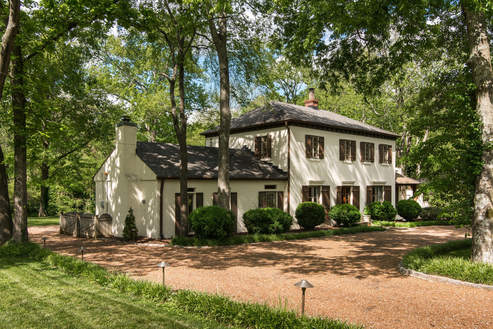 3702 Estes Road Nashville, TN 37215 - Photo 3 of 33 Gallery Image 3