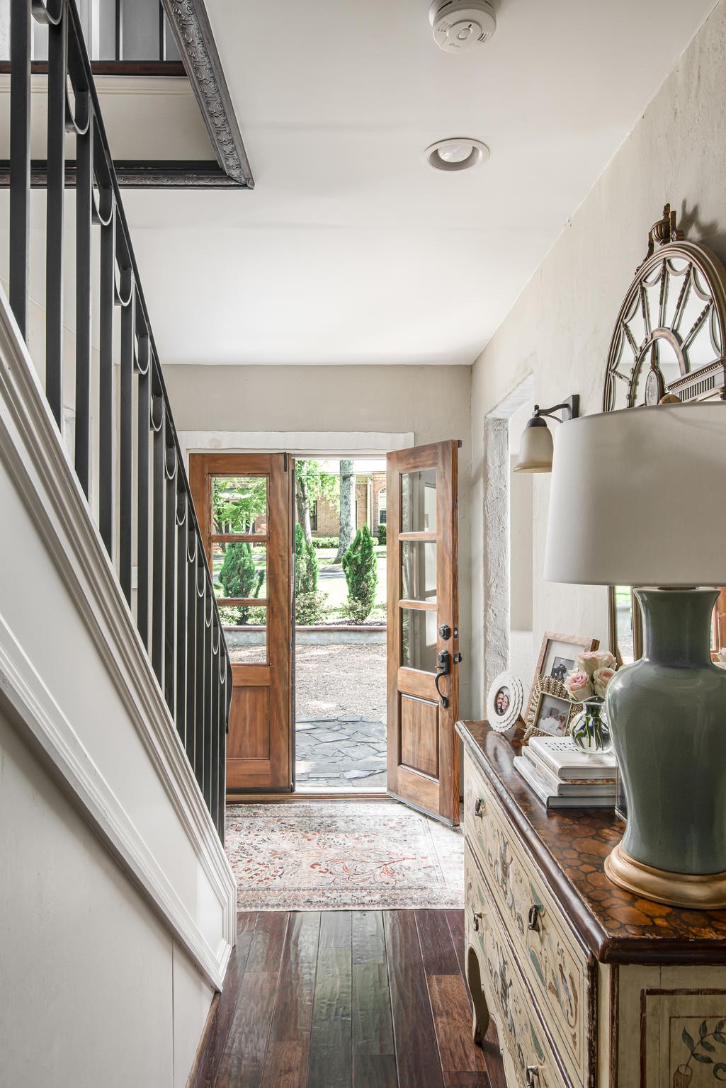 3702 Estes Road Nashville, TN 37215 - Photo 4 of 33 Gallery Image 4