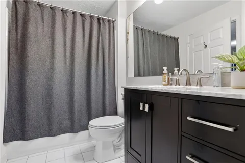 $249,000 | 1074 Peachtree Walk Northeast, Unit B323, Atlanta, GA 30309