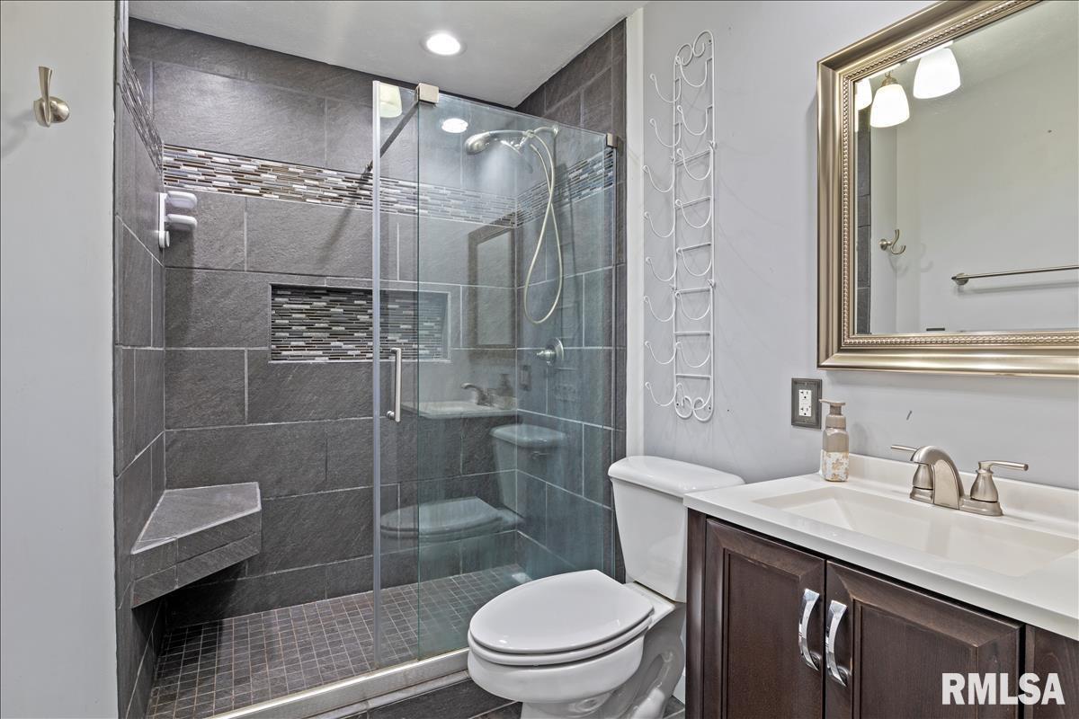 3348 South Spring Street Springfield, IL 62703 - Photo 14 of 21