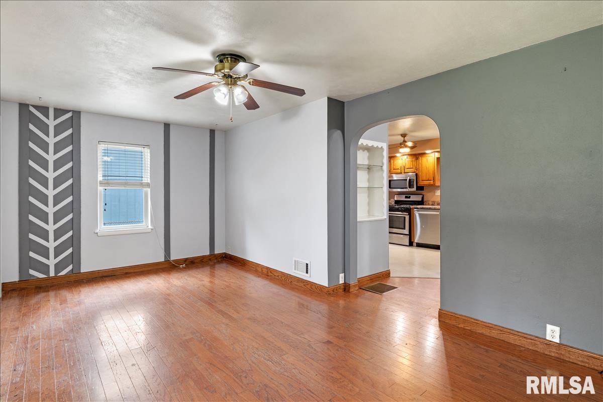 3348 South Spring Street Springfield, IL 62703 - Photo 7 of 21