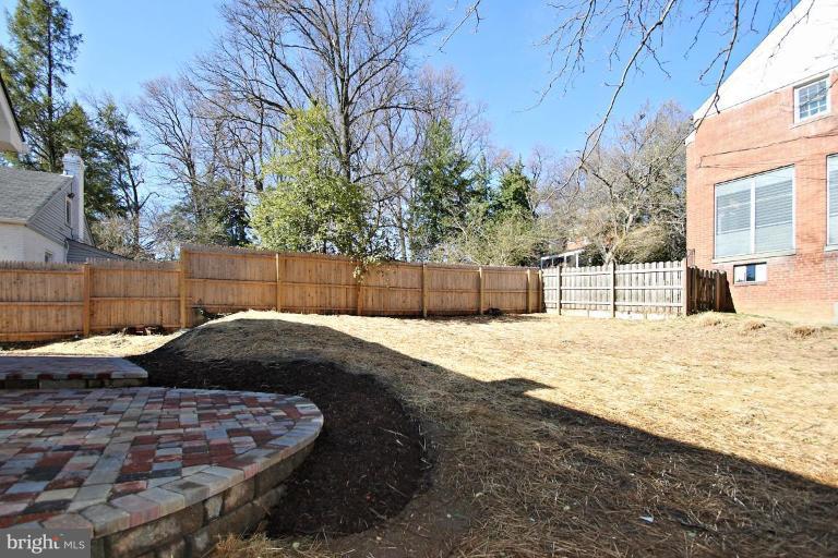 501 Schuyler Road Silver Spring, MD 20910 - Photo 1 of 16 Back yard