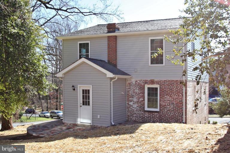 501 Schuyler Road Silver Spring, MD 20910 - Photo 5 of 16 Exterior (Rear)