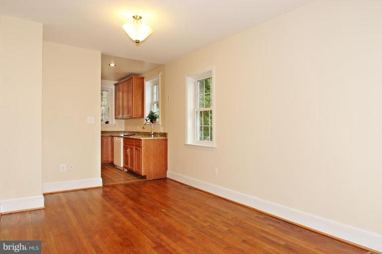 501 Schuyler Road Silver Spring, MD 20910 - Photo 7 of 16 Dining Room