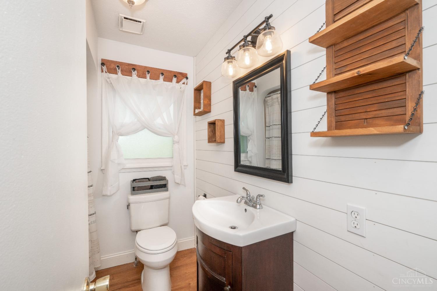 2699 Hart Road Lebanon, OH 45036 - Photo 20 of 26 Gallery Image 20