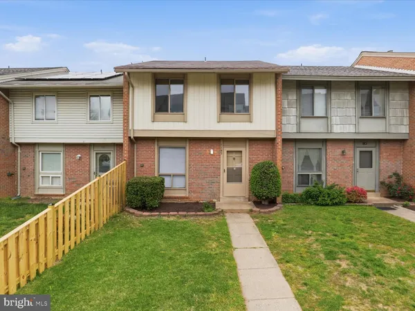 $2,300 | 1145 Autumnhaze Court, Herndon, VA 20170