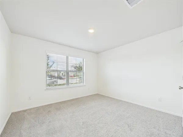 $2,300 | 2002 Brisa Lane, Mont Belvieu, TX 77523