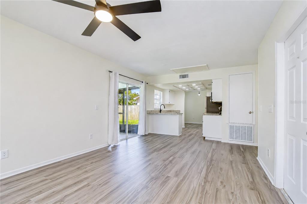 9703 Fox Hollow Road Tampa, FL 33647 - Photo 11 of 21 Gallery Image 11