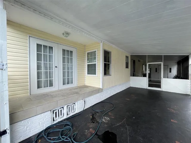 a view of an entrance of the house