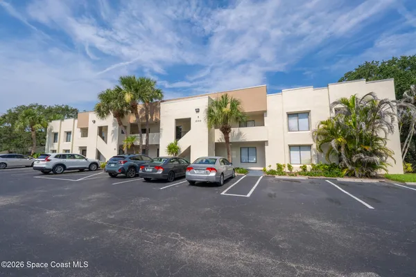 $200,000 | 200 International Drive, Unit 508, Cape Canaveral, FL 32920