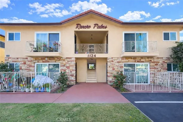 $598,000 | 1124 West Huntington Drive, Unit 2, Arcadia, CA 91007