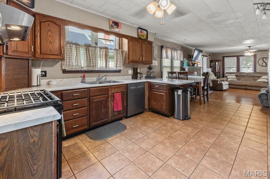 317 Henry Street Prairie du Rocher, IL 62277 - Photo 7 of 17