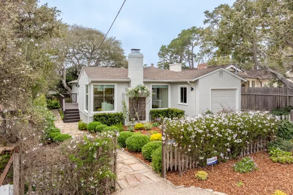 $2,695,000 | 0 Lobos 3 Nw Of 4th Street, Carmel, CA 93923