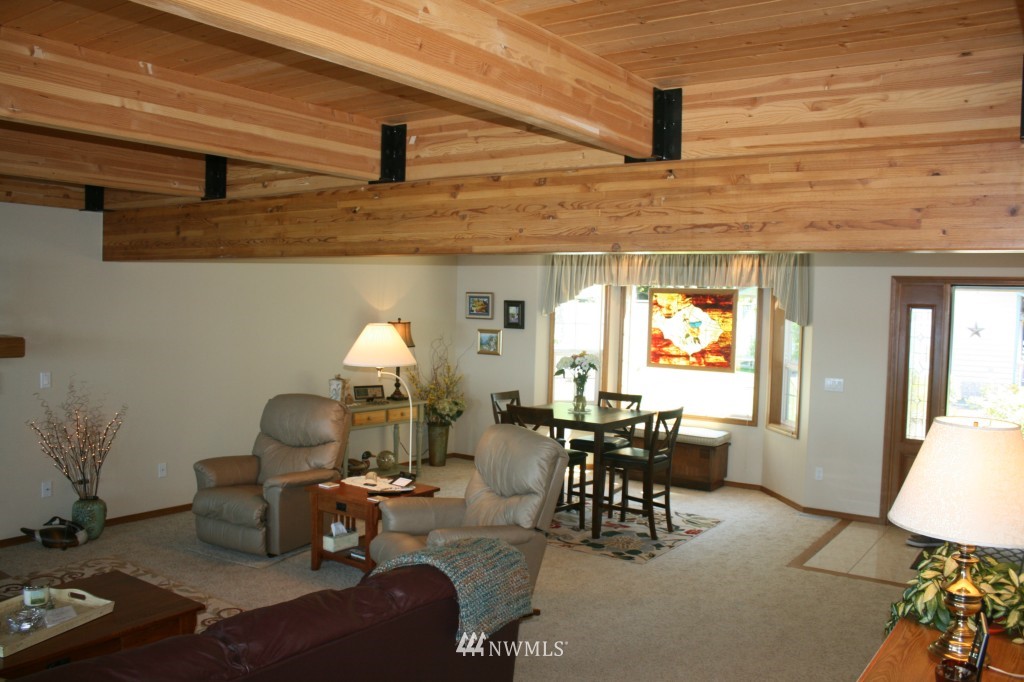 9121 Baird Road Northeast Olympia, WA 98516 - Photo 12 of 25 Gallery Image 12