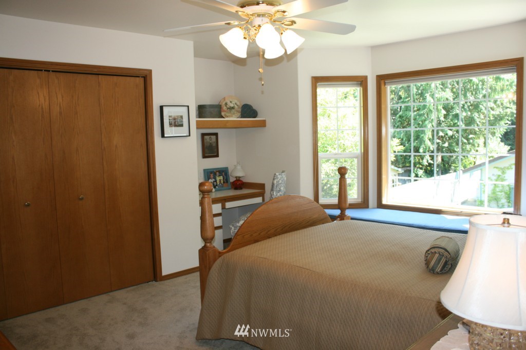 9121 Baird Road Northeast Olympia, WA 98516 - Photo 21 of 25 Gallery Image 21
