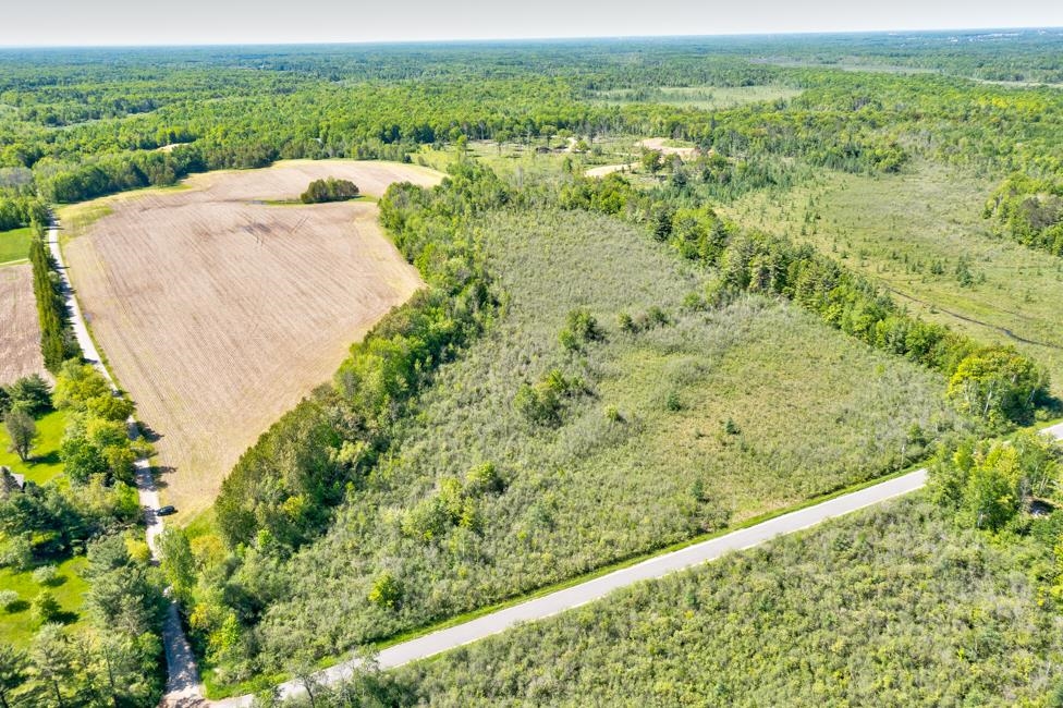 Nettleton Road Marinette, WI 54143 - Photo 2 of 21