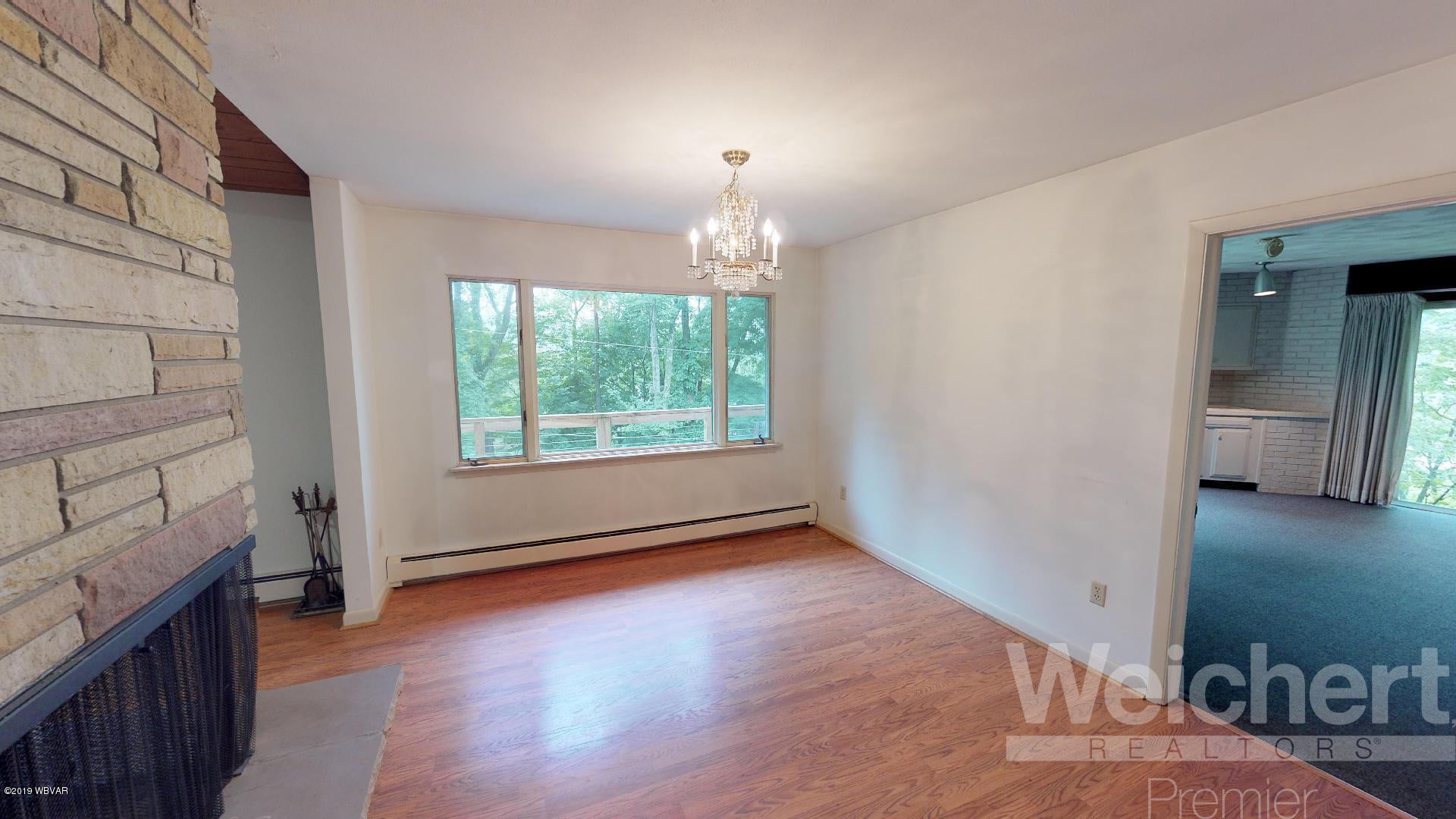 44 Grandview Road Williamsport, PA 17701 - Photo 10 of 50 Formal separate dining