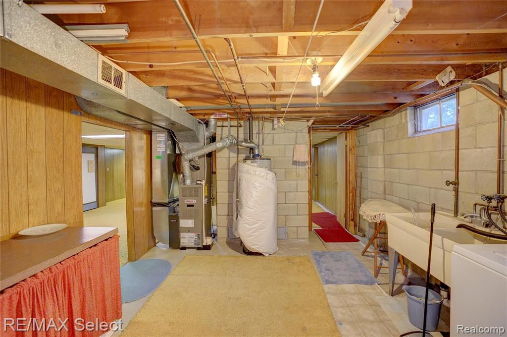 4134 Calkins Road Flint, MI 48532 - Photo 42 of 44