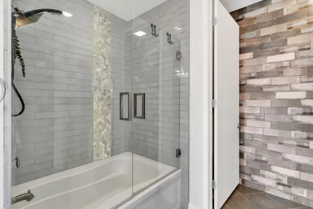 a bathroom with a bathtub