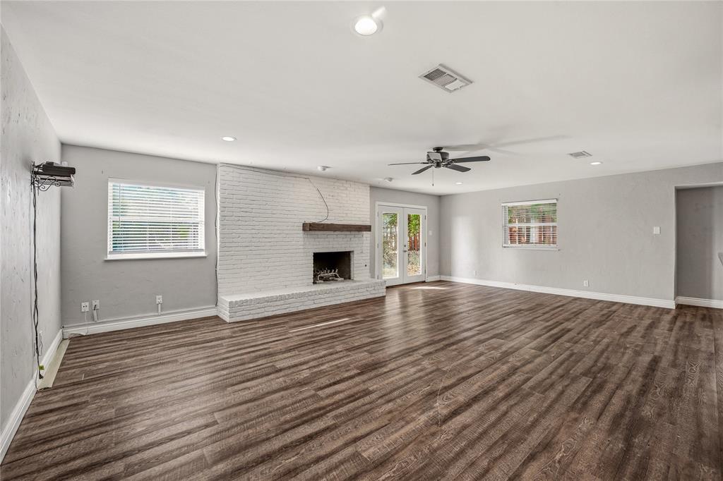 151 Chestnut Street Aledo, TX 76008 - Photo 4 of 38