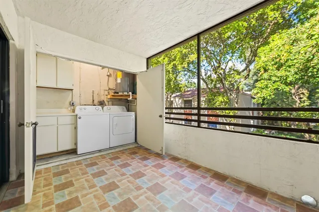 $2,350 | 9821 Northwest 3rd Street, Unit 9821, Plantation, FL 33324