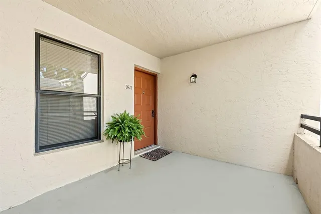 $2,350 | 9821 Northwest 3rd Street, Unit 9821, Plantation, FL 33324