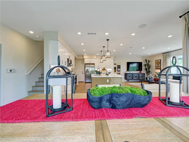 $726,015 | 17160 Kent Street, Hesperia, CA 92345