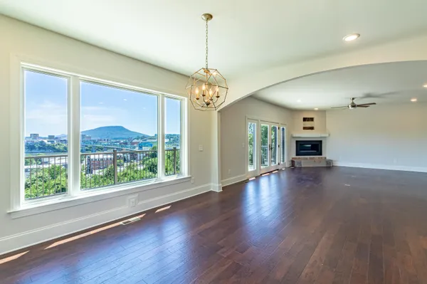 $985,000 | 294 Druid Lane, Chattanooga, TN 37405