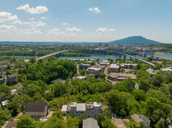$985,000 | 294 Druid Lane, Chattanooga, TN 37405