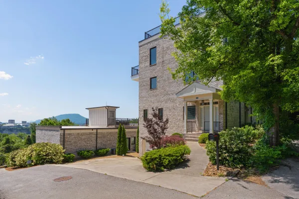 $985,000 | 294 Druid Lane, Chattanooga, TN 37405