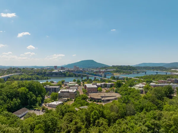 $985,000 | 294 Druid Lane, Chattanooga, TN 37405
