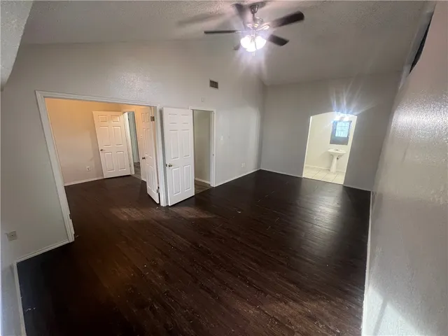 $1,795 | 7045 Laramie Lane, Corpus Christi, TX 78414