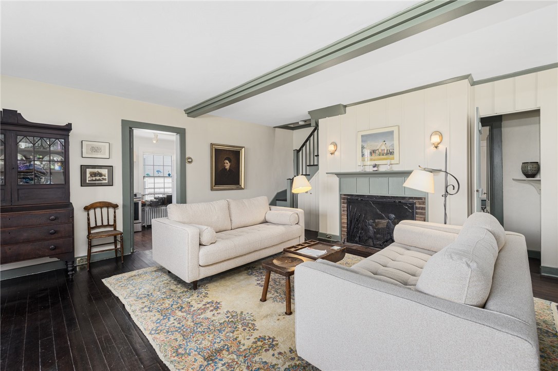 10 Casey Court Newport, RI 02840 - Photo 4 of 38